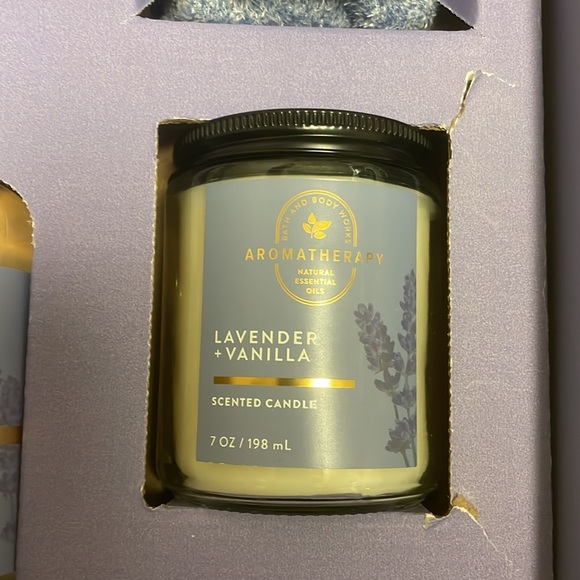 Rest + Renew Bath and Body Works Spa Set - Picture 7 of 7